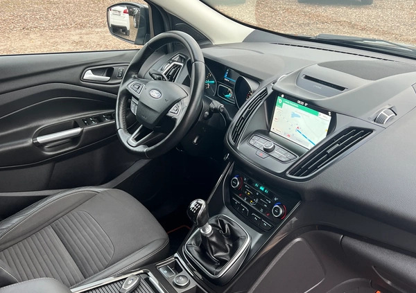 Ford Kuga cena 64900 przebieg: 131000, rok produkcji 2017 z Turek małe 326